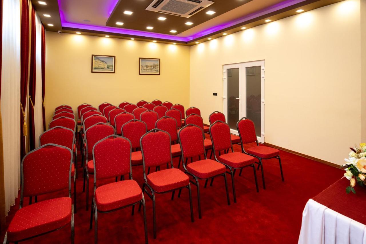 Boutique Hotel Golden Star Тузла Екстер'єр фото