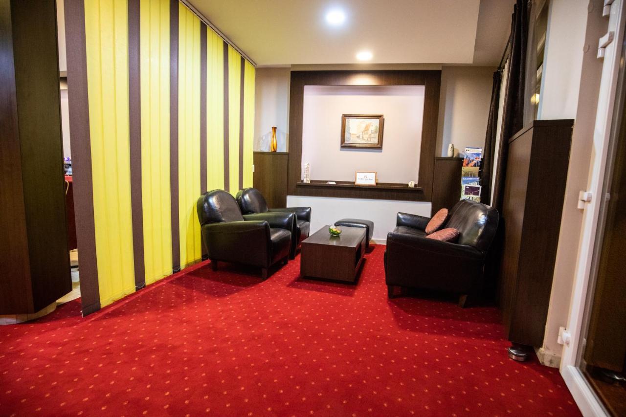 Boutique Hotel Golden Star Тузла Екстер'єр фото