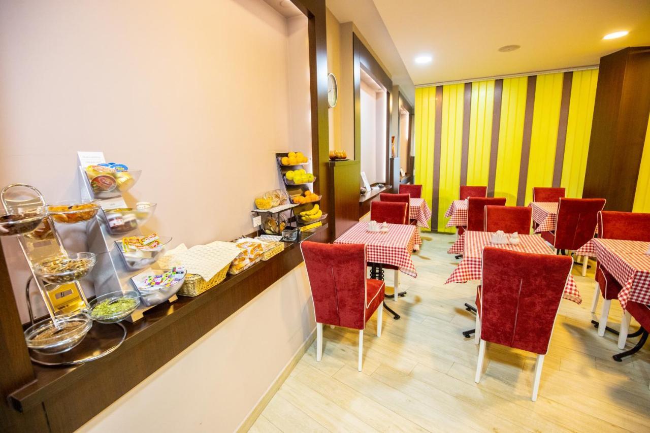 Boutique Hotel Golden Star Тузла Екстер'єр фото