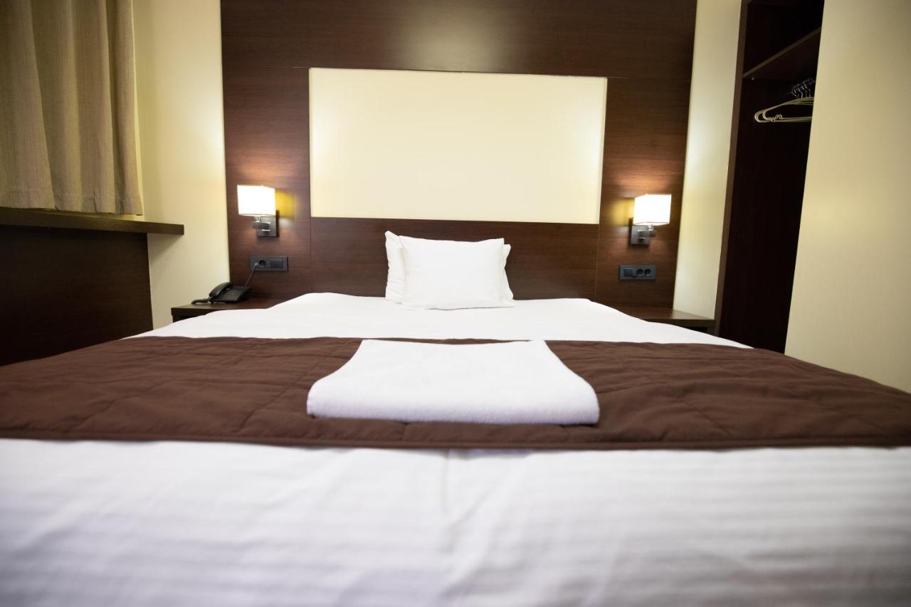 Boutique Hotel Golden Star Тузла Екстер'єр фото